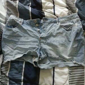 Torrid sz 24 high waisted jean shorts